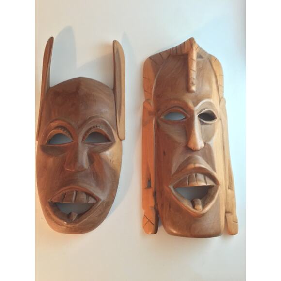 Pair of Hand Carved African Tribal Masks – Unique Wall Art, Africa Ceremonial - Picture 3 of 10